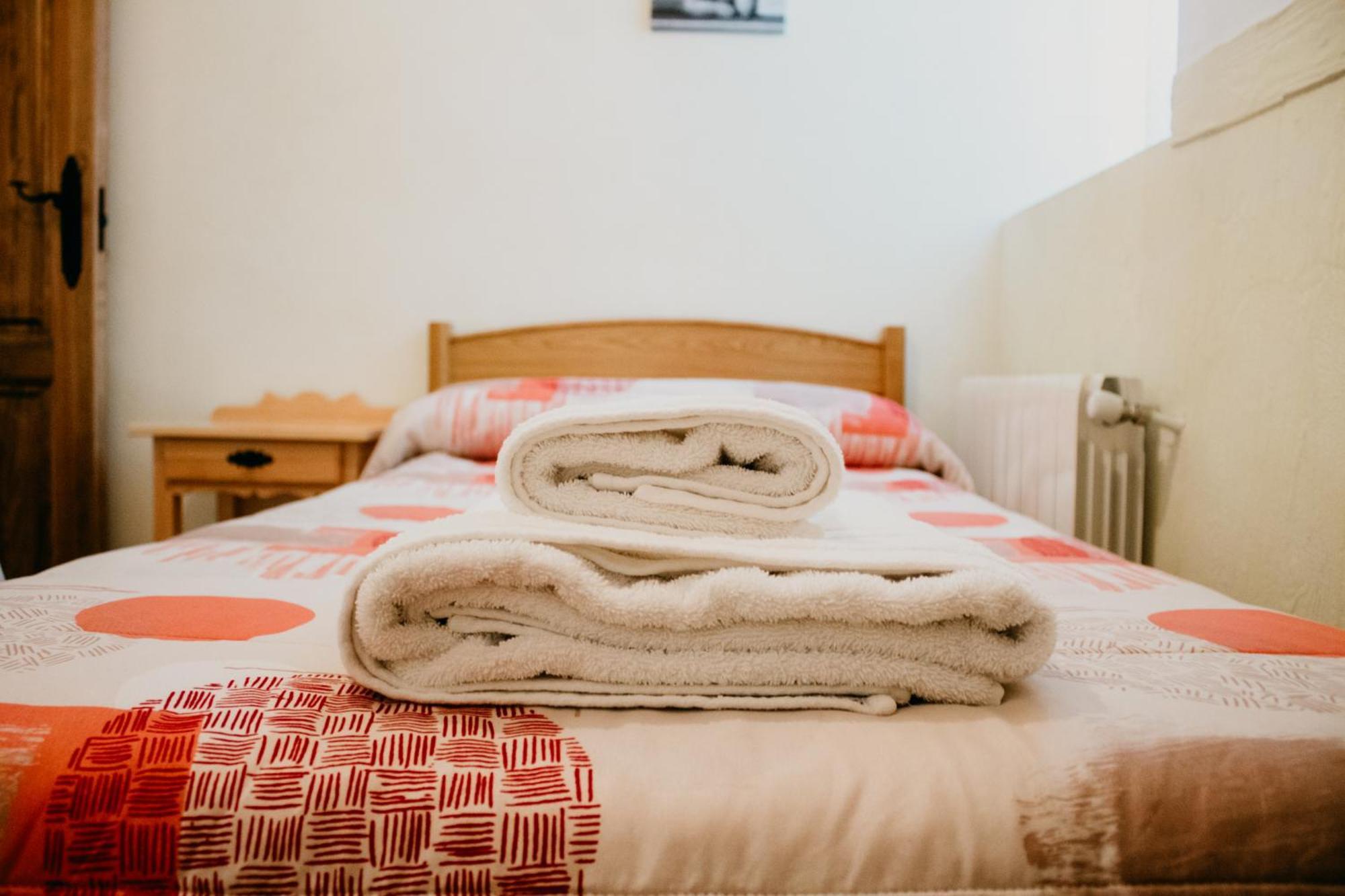 Apartamentos El Callejon Riópar Buitenkant foto